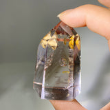 Negative with quartz in quartz crystal
